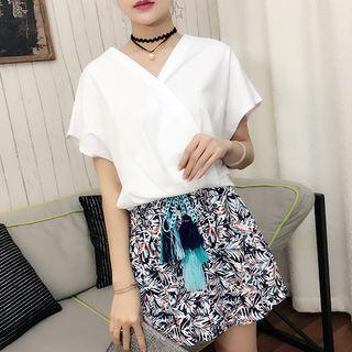 Set: Short-sleeve T-shirt + Floral Shorts