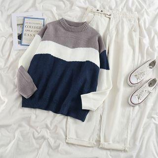 Color Block Sweater / Straight Leg Jeans