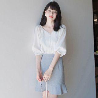 Elbow-sleeve V-neck Blouse / Ruffle Hem Mini Skirt / Set