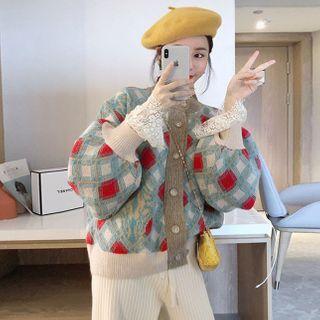 Plaid Cardigan / Lace Top / Knit Pants
