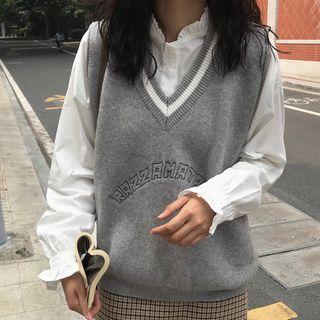 Ruffle Trim Blouse / V-neck Knit Vest