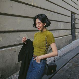 Mock-neck Faux-fur Cropped Top