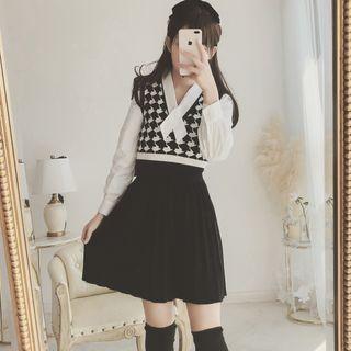 Set: V-neck Blouse + Patterned Knit Vest + Knitted Pleated Skirt