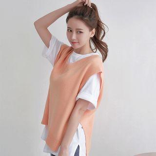 V-neck Slit-side Colored Knit Vest