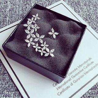 Flower Non-matching Earrings