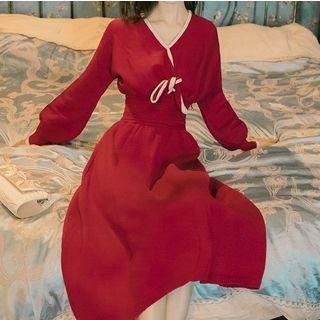 V-neck Balloon-sleeve Midi A-line Knit Dress