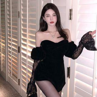 Bell-sleeve Off-shoulder Lace Panel Romper