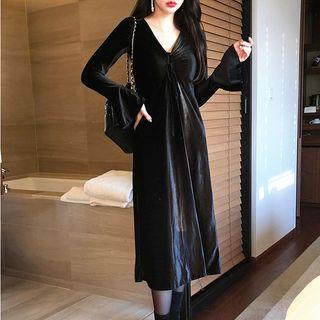 Bell-sleeve Midi A-line Velvet Dress