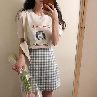Printed Short-sleeve Top / Checked Skirt