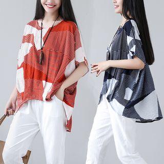 Short-sleeve Batwing Geometric Print Top