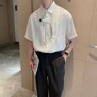 Short-sleeve Plain Buckled Shirt