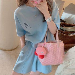 Set: Elbow-sleeve Lettering Print T-shirt + Shorts