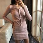 Button-side Ribbed Knit Pencil Skirt