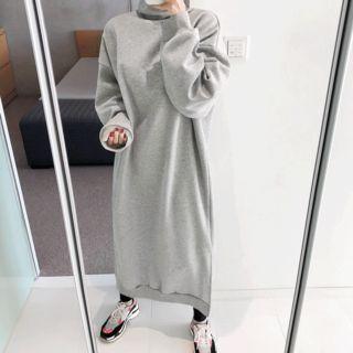 Turtle-neck Loose-fit Pullover Dress