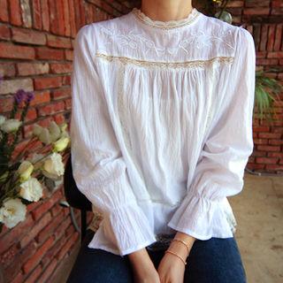 Crew-neck Lace-trim Top