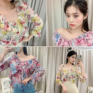 V-neck Frilled Floral Crepe Blouse