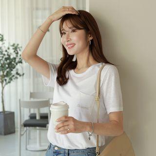 Embroidered Pocket-front T-shirt