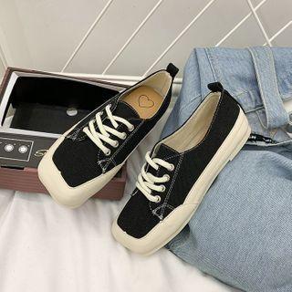 Square-toe Sneakers