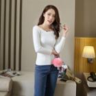 Long-sleeve Off-shoulder Knit Top
