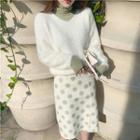 V-neck Sweater / Long-sleeve Turtleneck T-shirt / Dotted Midi Skirt