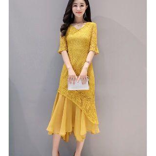 Short-sleeve V-neck Paneled Lace Dress