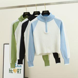 Mock-neck Two Tone Cropped Knit Top