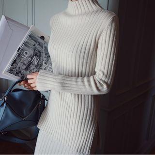 Set: Mock-neck Long-sleeve Knit Top + Midi Straight-fit Knit Skirt