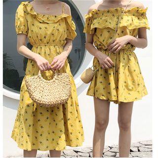 Pineapple Print Off-shoulder Playsuit / Short-sleeve Sundress