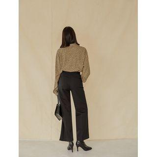 Dip-back Loose-fit Leopard Shirt