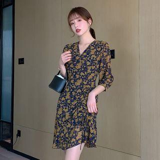 Floral 3/4-sleeve V-neck A-line Dress