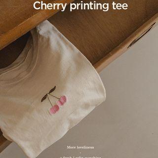 Cherry-embroidered T-shirt
