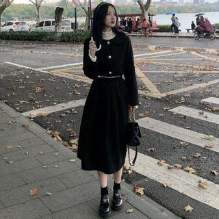 Cropped Button-up Jacket / Midi A-line Skirt