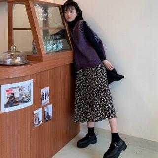Long-sleeve T-shirt / Knit Vest / Floral Print Midi A-line Skirt
