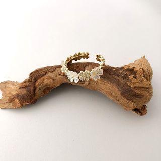Flower Alloy Open Ring White & Gold - One Size