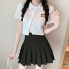 Short-sleeve Bear Embroidered Collared T-shirt / Mini Pleated Skirt