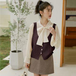 Ribbon Bell-sleeve Blouse / Single-breasted Cable Knit Vest