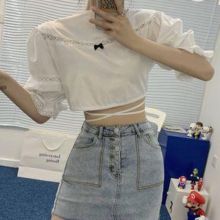 Puff-sleeve Crisscross Cropped Blouse