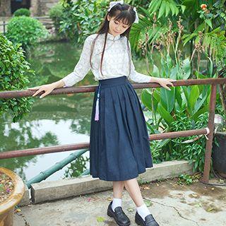 Set: 3/4-sleeve Patterned + Pleated Midi Skirt