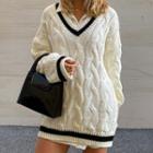 Long Sleeve V-neck Contrast-trim Cable-knit Oversized Sweater