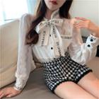 Lettering Blouse / High-waist Houndstooth Shorts