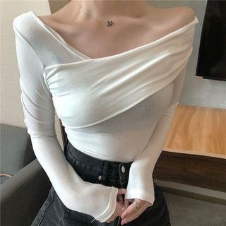 Long-sleeve Cold-shoulder Plain Top