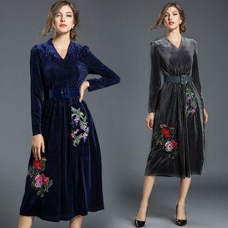 V-neck Embroidery Midi Dress