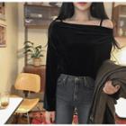 Velvet Off-shoulder Long-sleeve Top Black - One Size