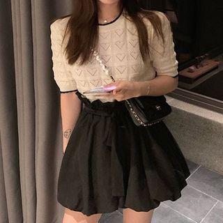 Short-sleeve Heart Knit Top