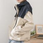 Hooded Color Two-tone Windbreaker