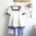 Short-sleeve Top / A-line Skirt / Set