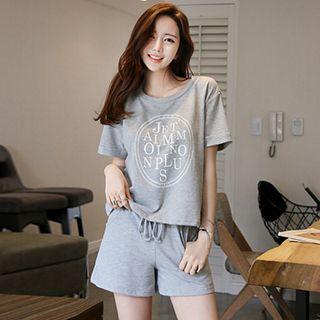 Set: Letter Short-sleeve T-shirt + Shorts