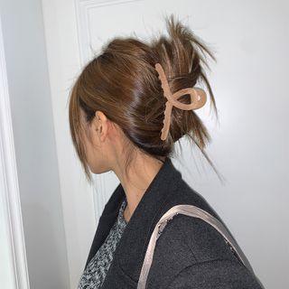 Twisted Faux-suede Hair Claw Beige - One Size