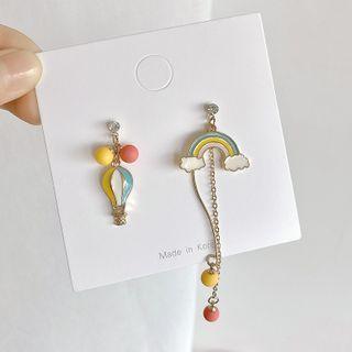 Mismatch Rainbow Ear Stud