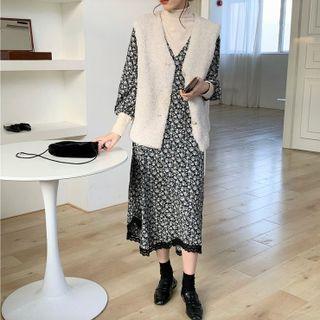 Fleece Vest / Long-sleeve Turtleneck Floral Print Dress